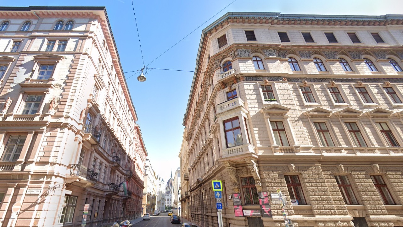  1054 Budapest, Akadémia utca
